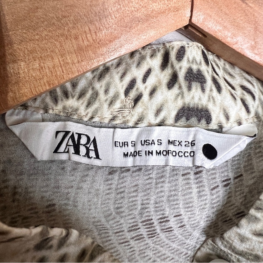 Zara Sheer Snake Print Blouse with Removable Tie Neck Size Small EUC - Picture 5 of 5